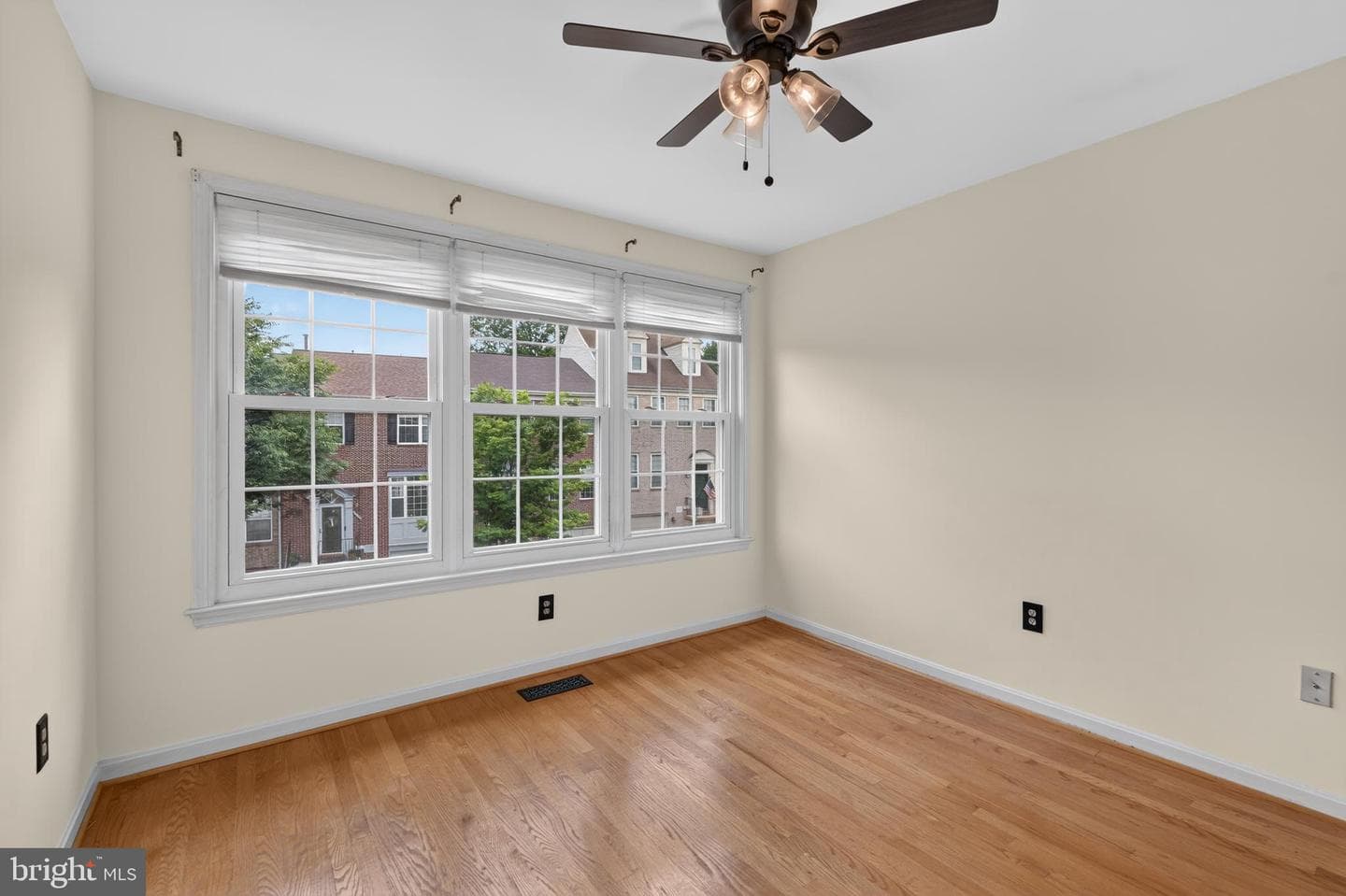 6295 Taliaferro Way photo 23