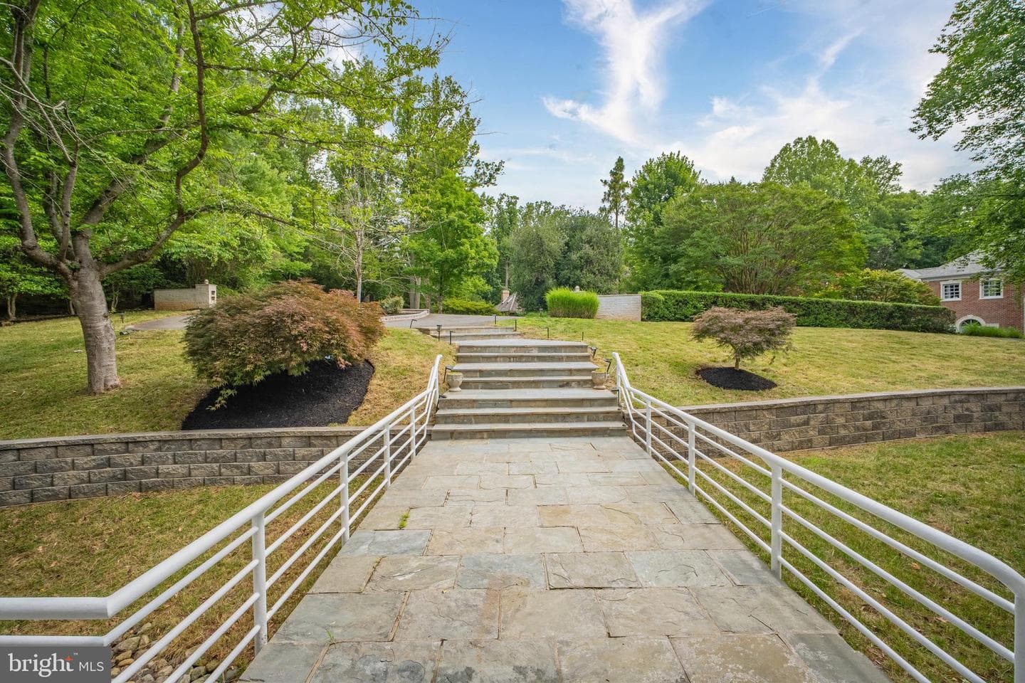 7545 Potomac Fall Road photo 4