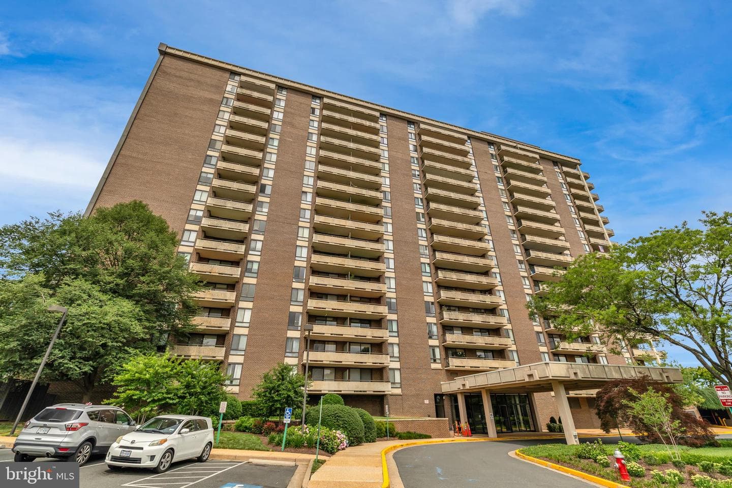 1800 Old Meadow Road #1014 photo 3