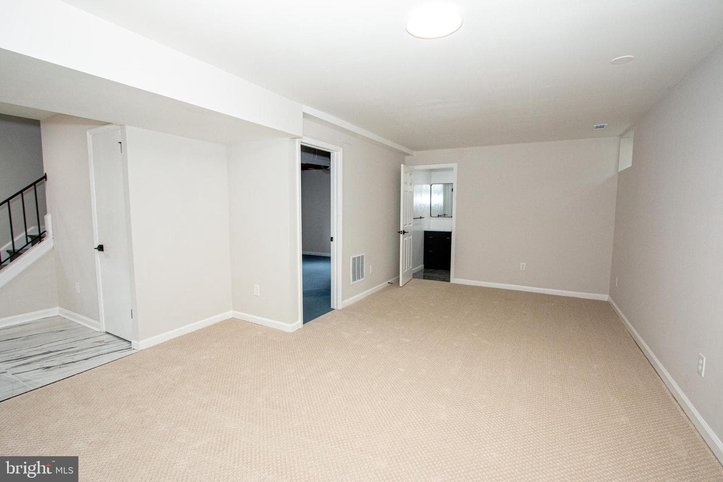 6203 Telegraph Road photo 20