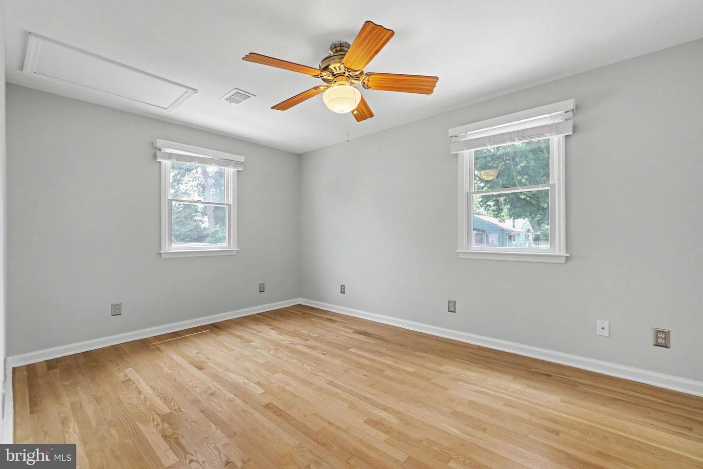 3128 Wayne Road photo 30