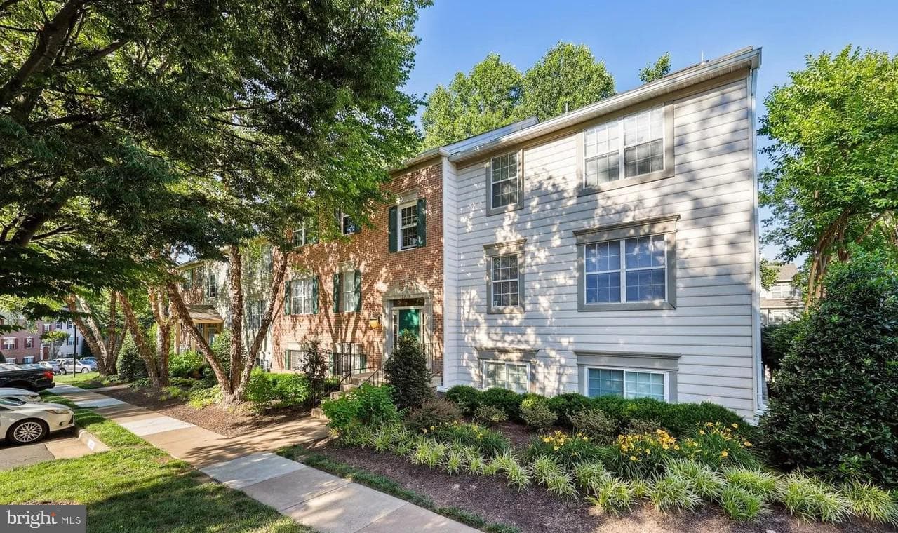 12023 Golf Ridge Ct # 202, Fairfax