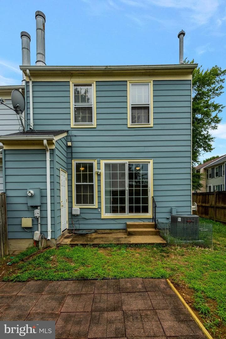 8051 Felecity Court photo 49