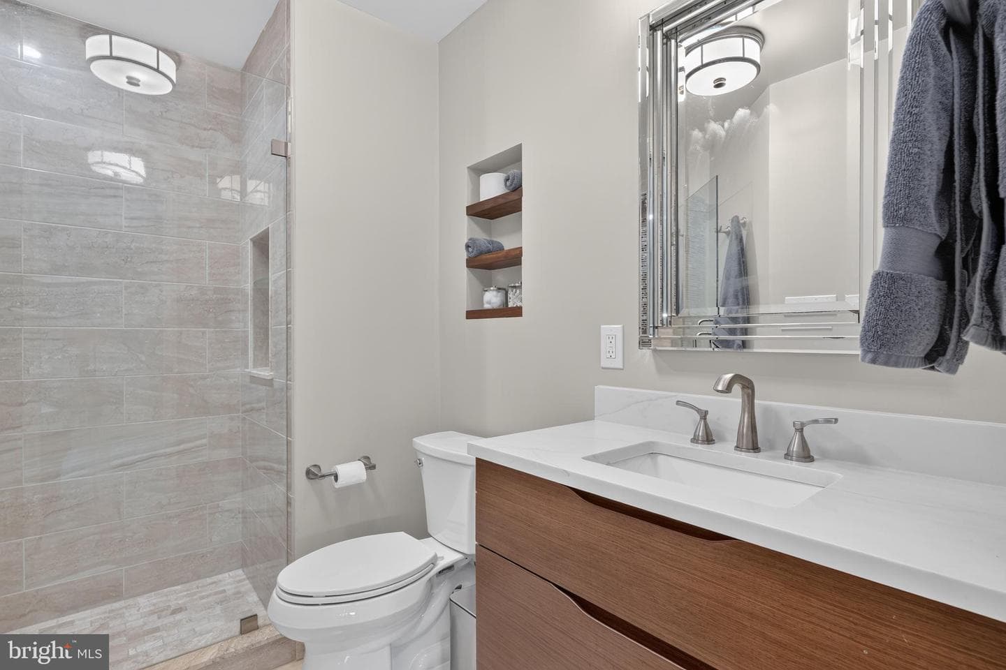 6014 Lands End Lane photo 26