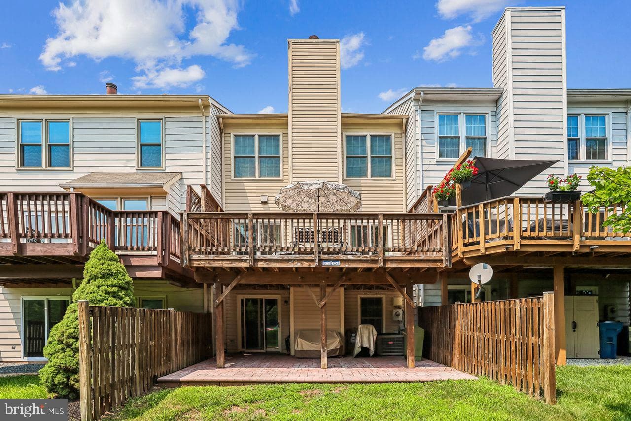 5250 Stoney Branch Court photo 15