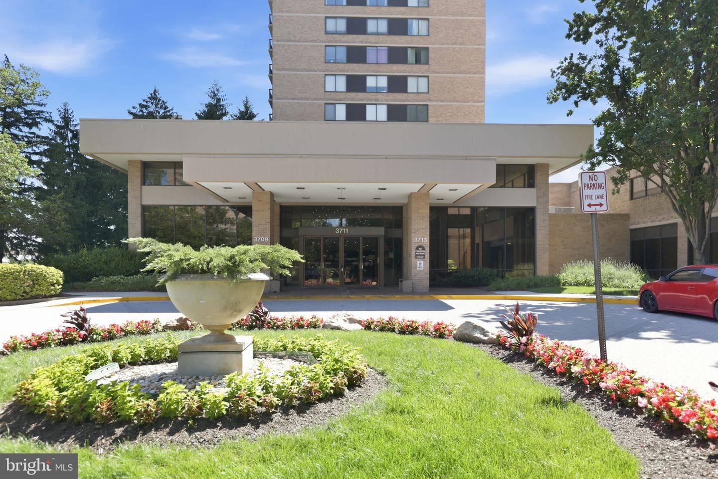 3713 S George Mason Drive #810, Falls Church