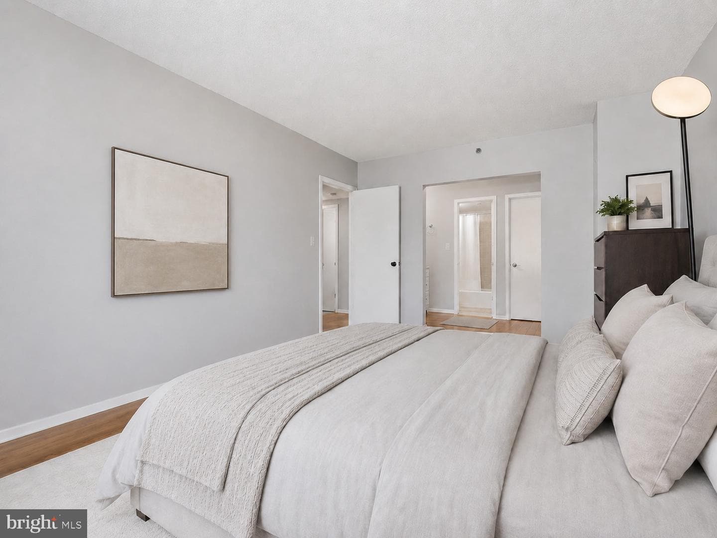 3713 S George Mason Drive #810 photo 10