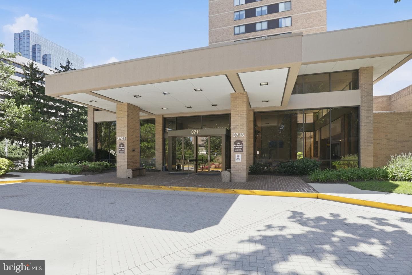 3713 S George Mason Drive #810, Falls Church