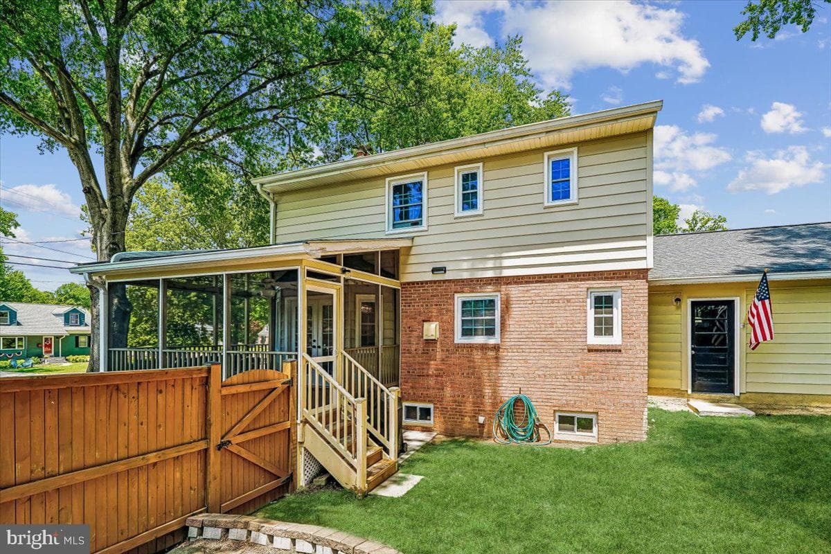 2305 Londonderry Road photo 10