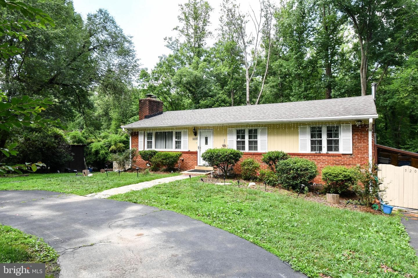 5209 Yuma Ct, Alexandria