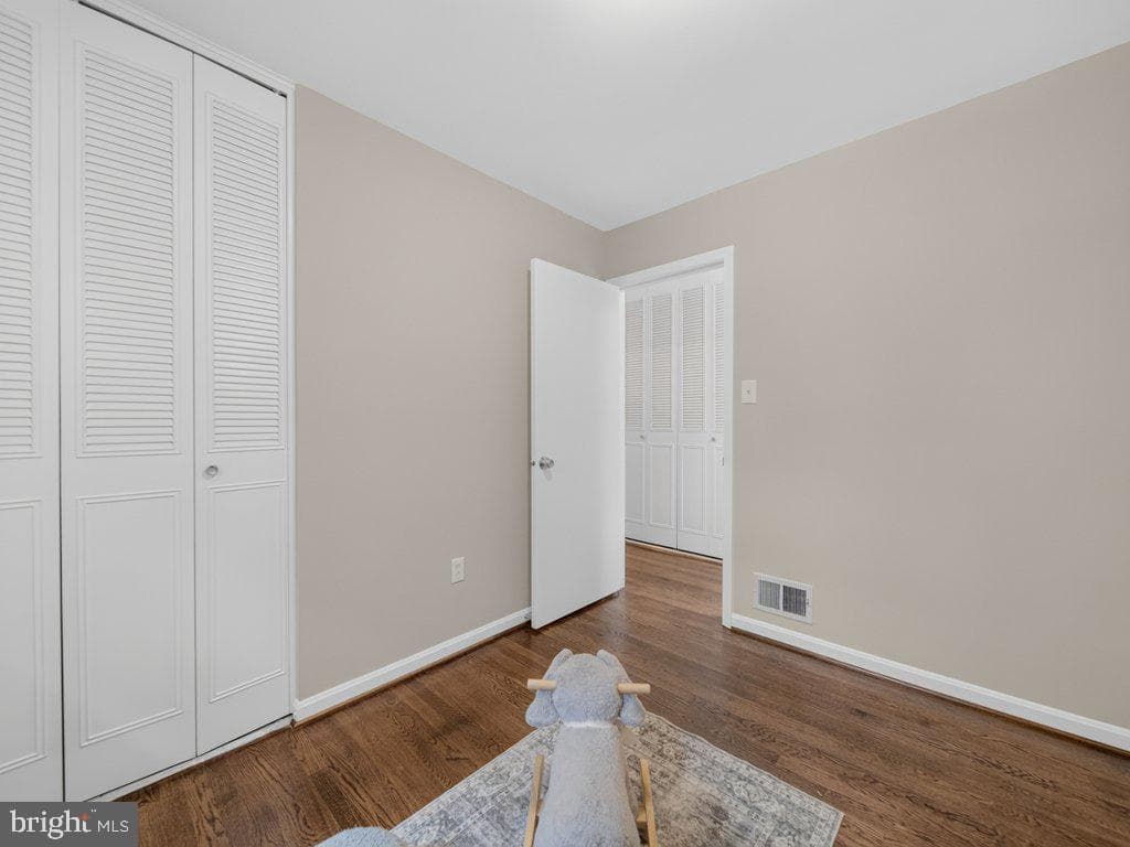 5502 Kings Park Drive photo 24