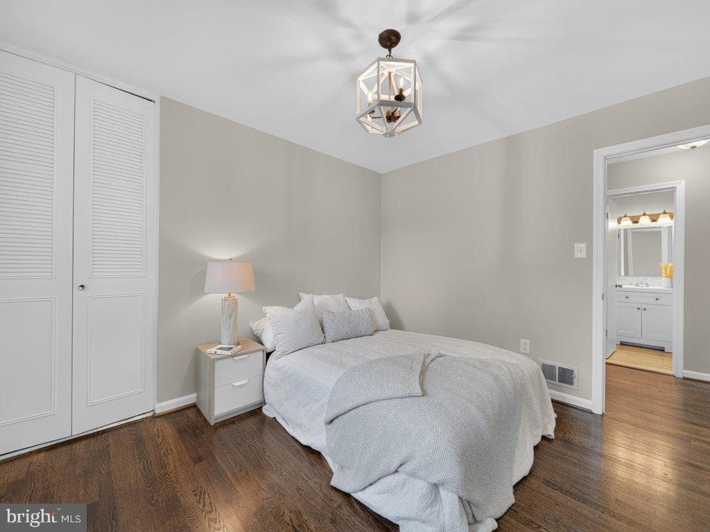 5502 Kings Park Drive photo 36