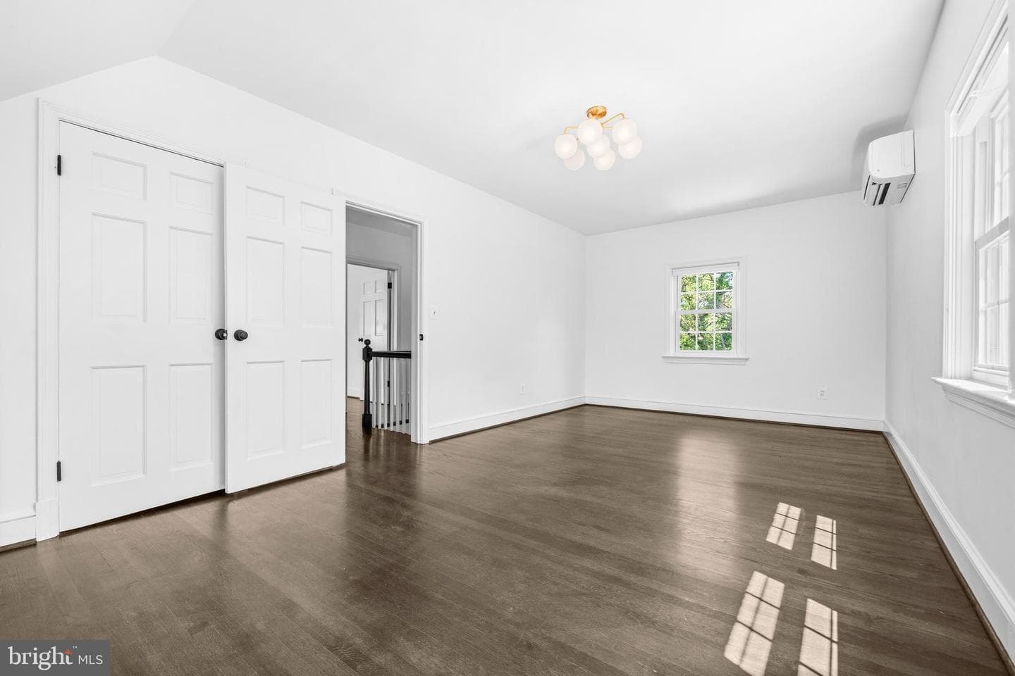 3104 Collard Street photo 24