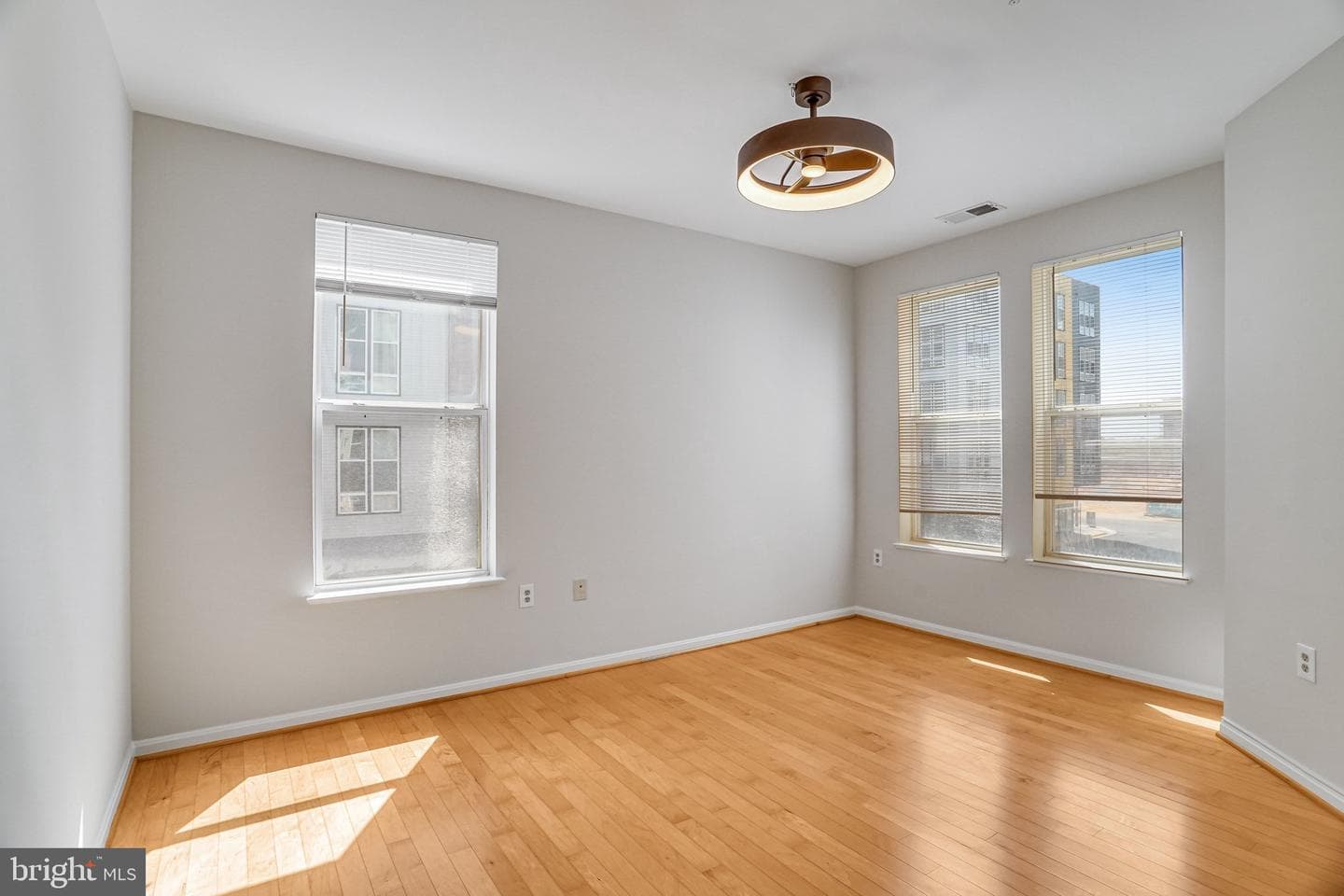 2655 Prosperity Avenue #201 photo 11
