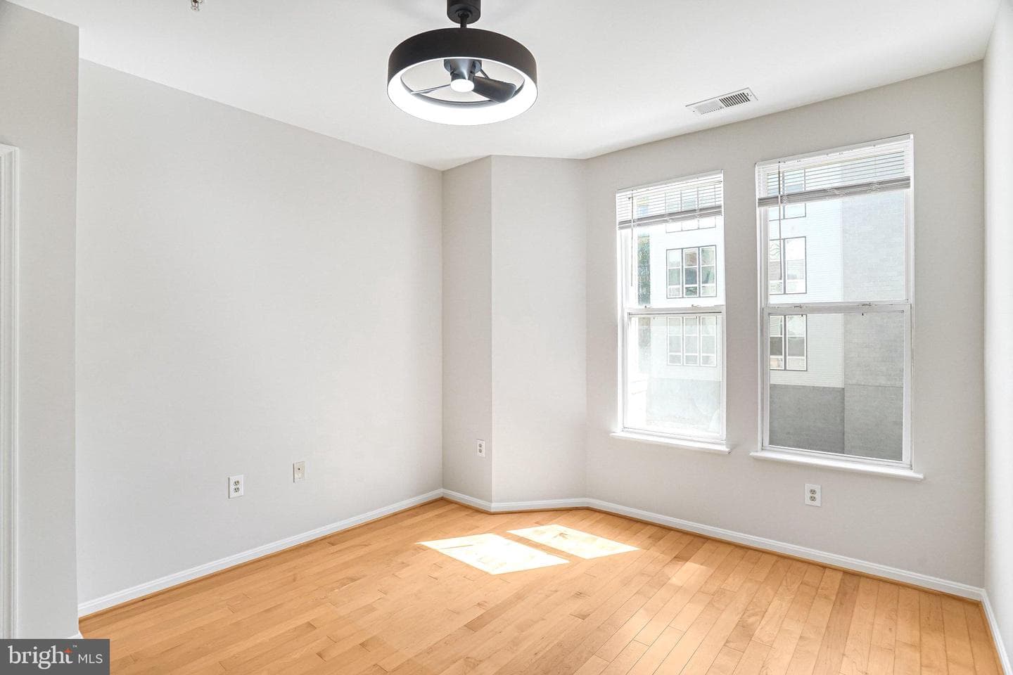 2655 Prosperity Avenue #201 photo 19