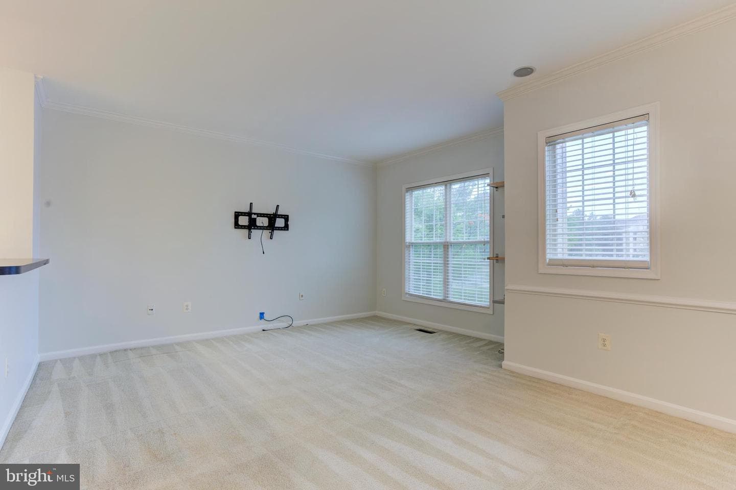 2504 Logan Wood Dr photo 17