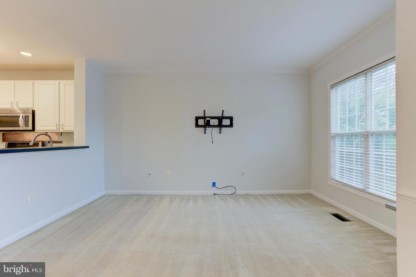 2504 Logan Wood Dr photo 18