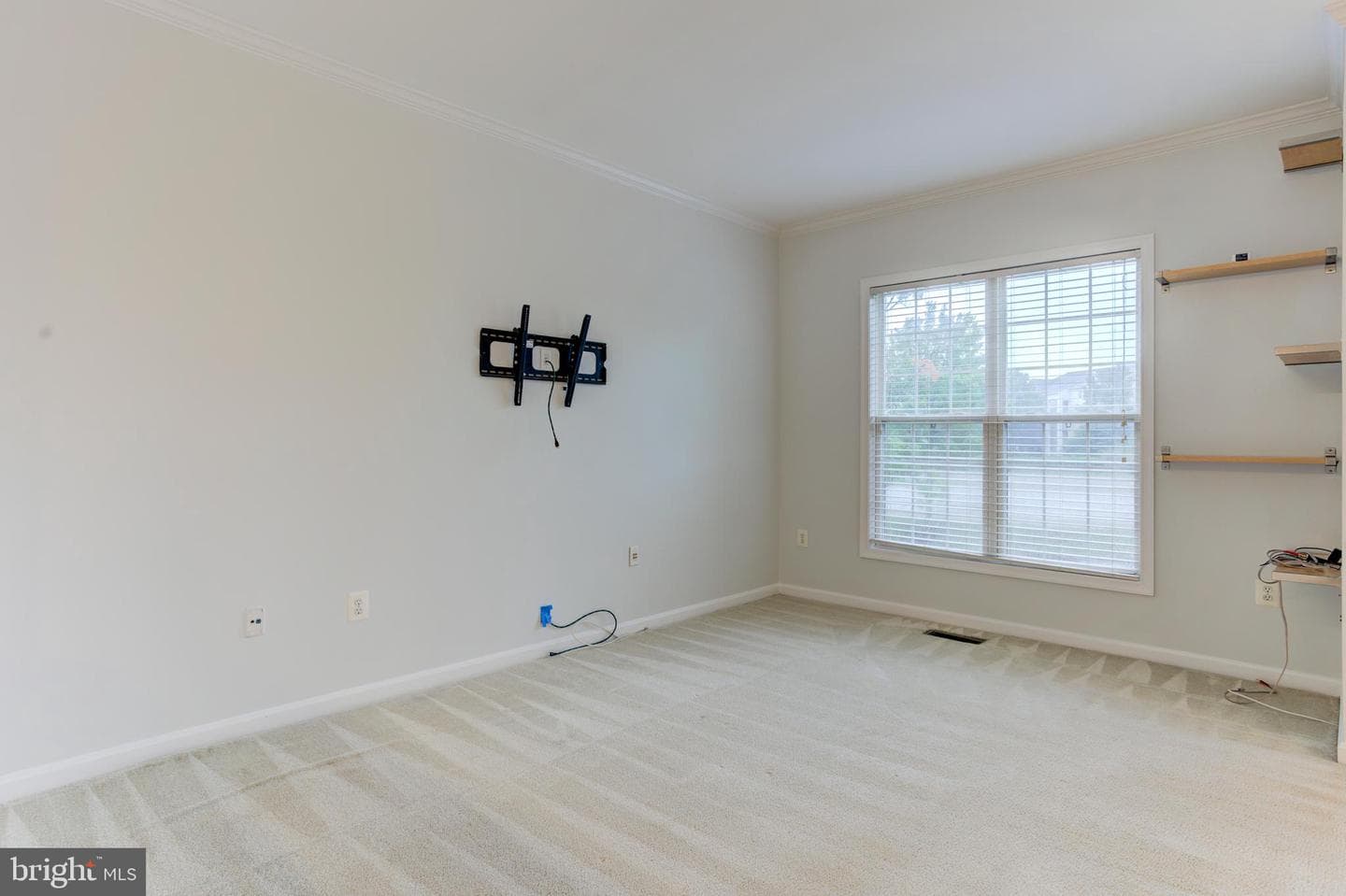 2504 Logan Wood Dr photo 19