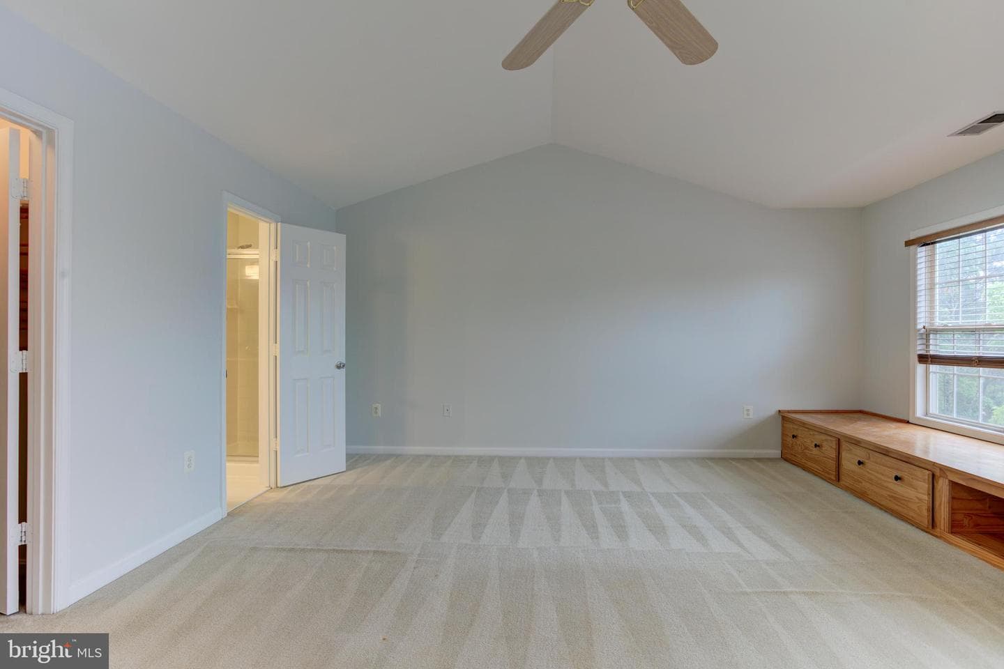 2504 Logan Wood Dr photo 29