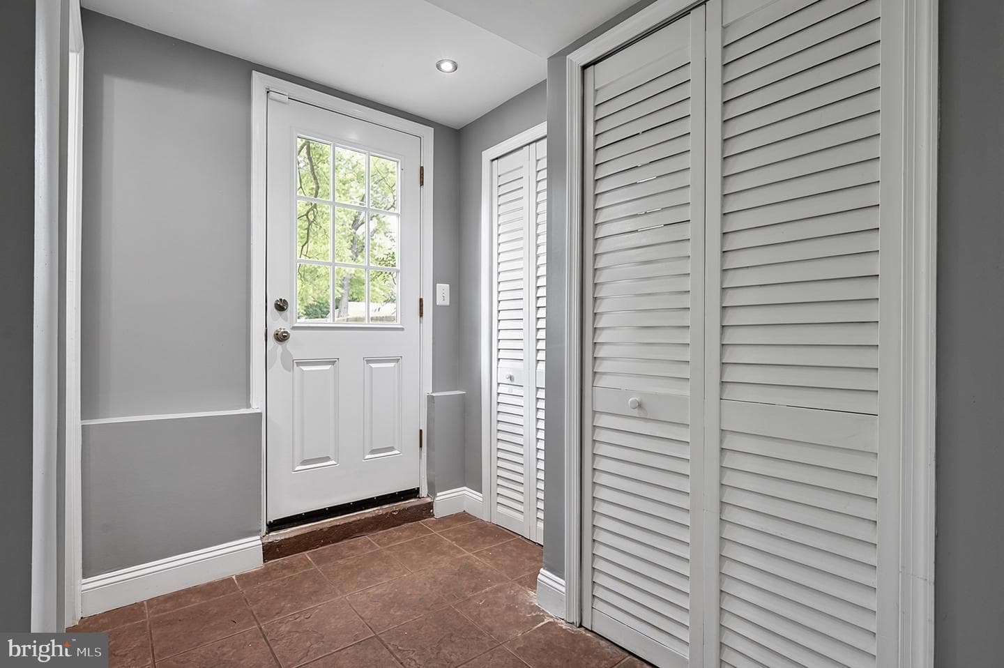 8709 Waterford Road photo 35