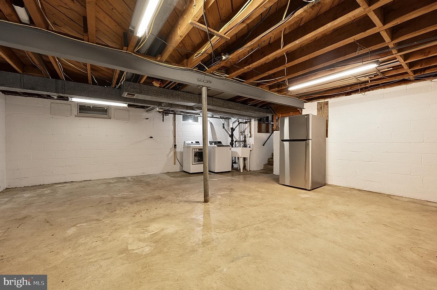8709 Waterford Road photo 38