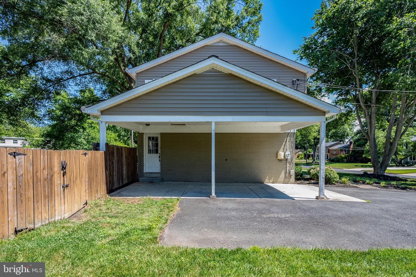 8709 Waterford Road photo 43