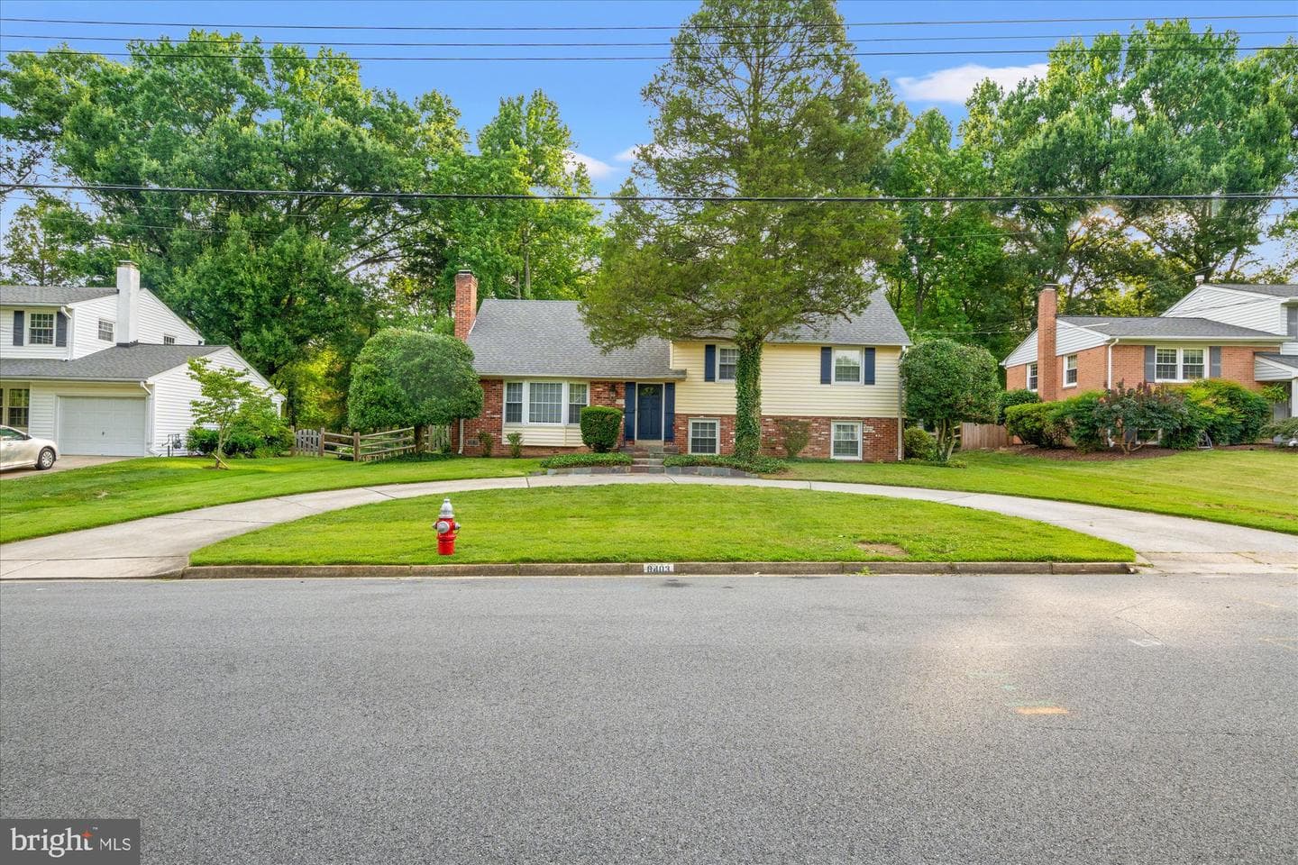 8403 W Boulevard Drive photo 4