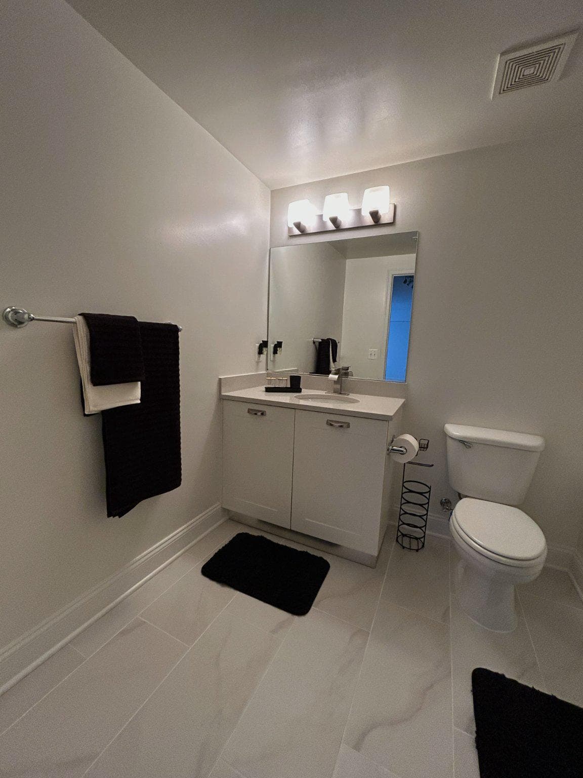 2451 Midtown Ave # 705 photo 19