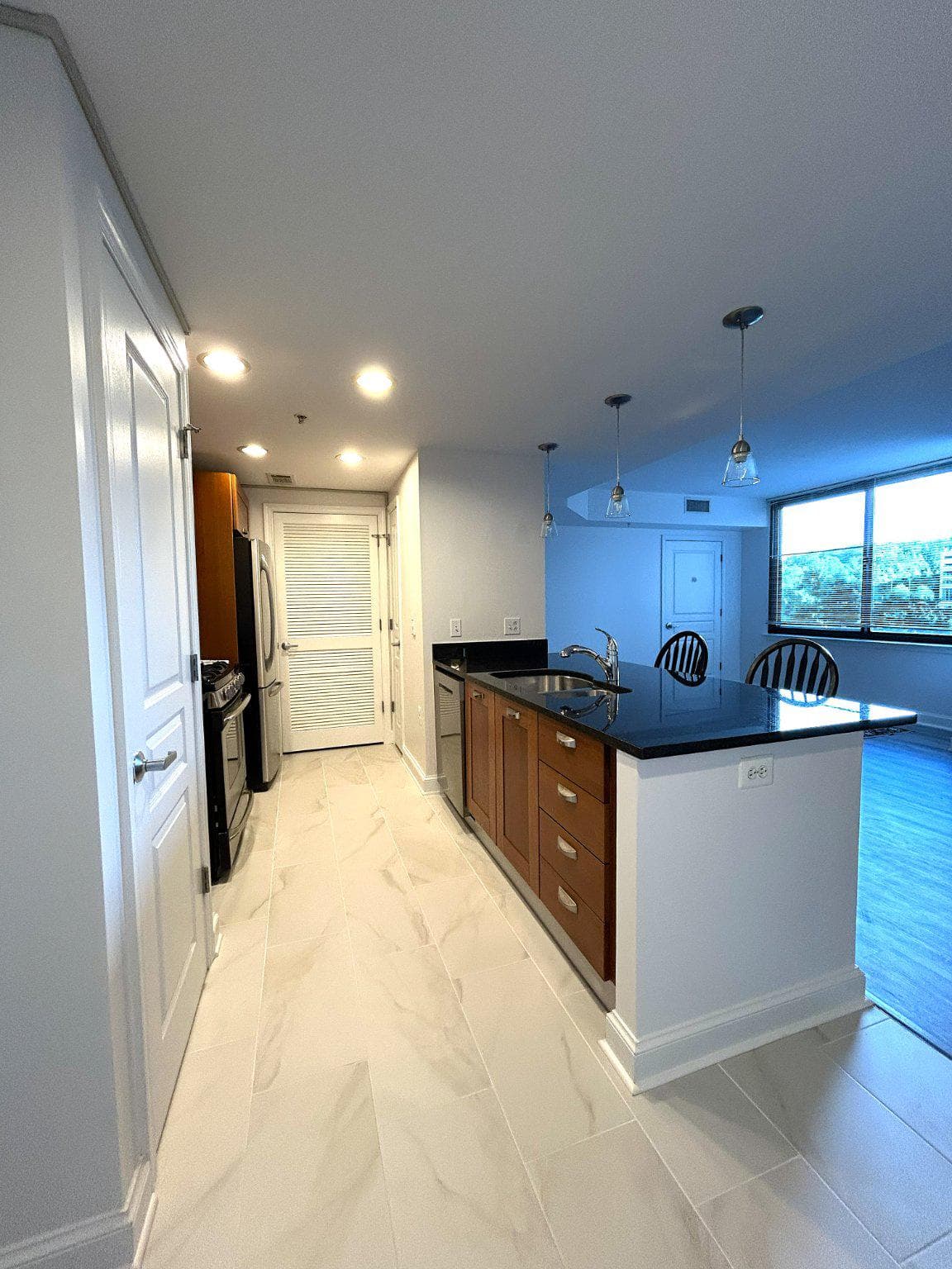 2451 Midtown Ave # 705 photo 3