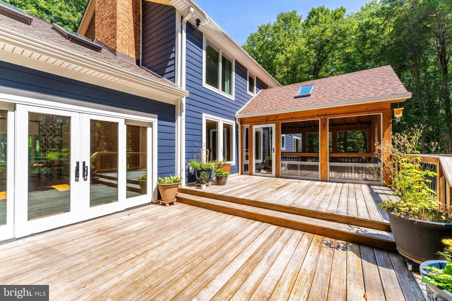 401 Seneca Road photo 9