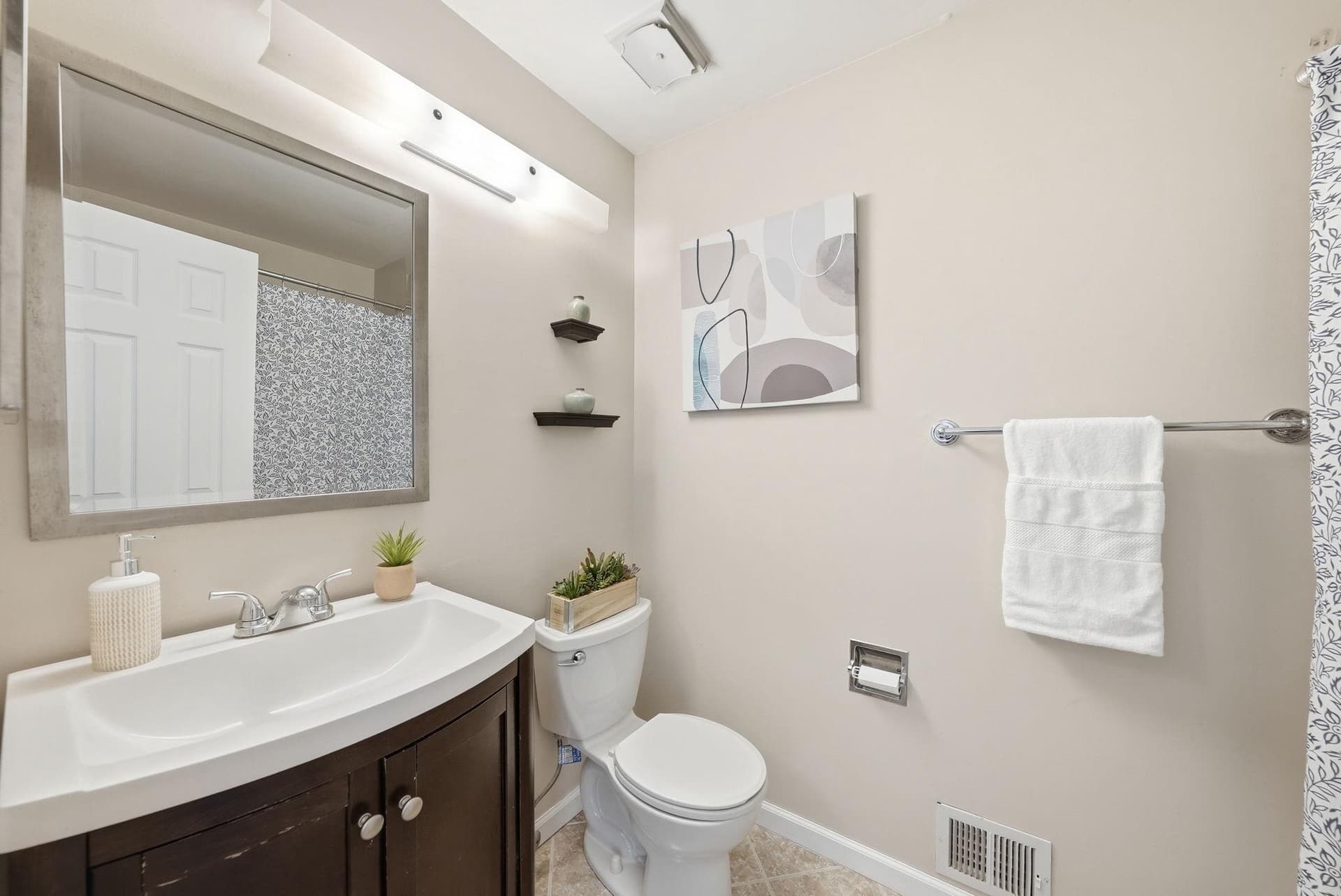 6472 Brick Hearth Court photo 20
