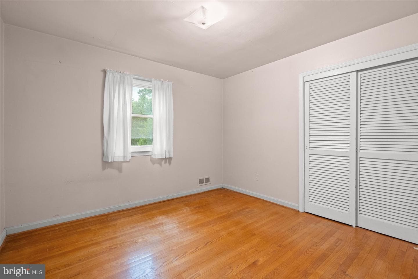 8316 Ashwood Drive photo 19