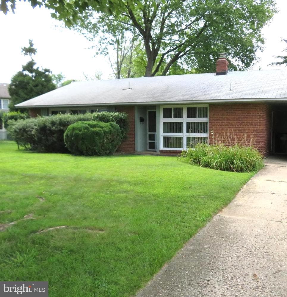 7314 Foxe Place, Springfield