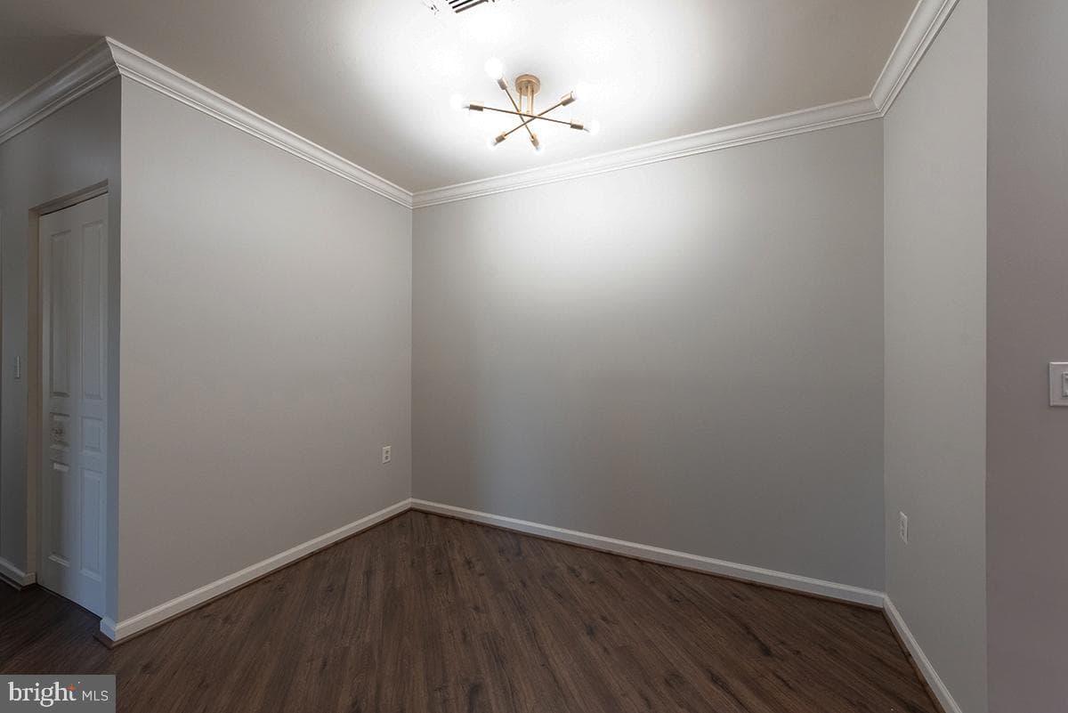 2204 Westcourt Ln # 317 photo 11