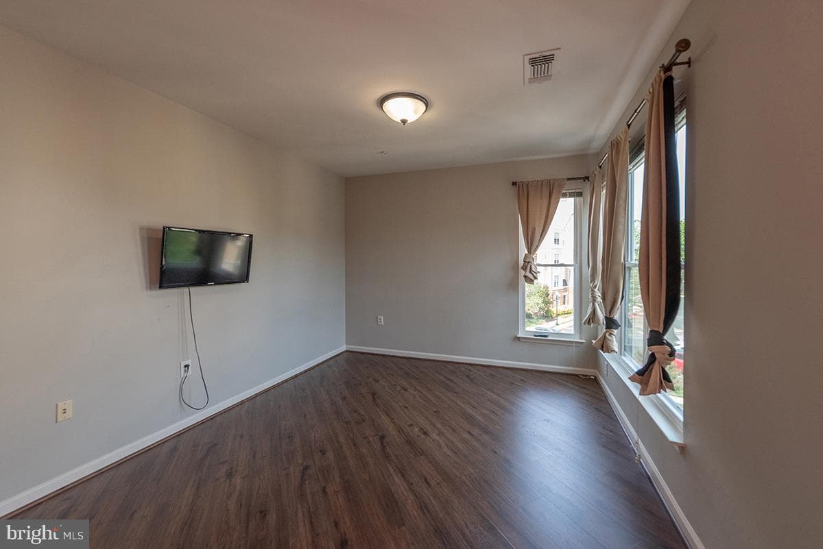 2204 Westcourt Ln # 317 photo 13