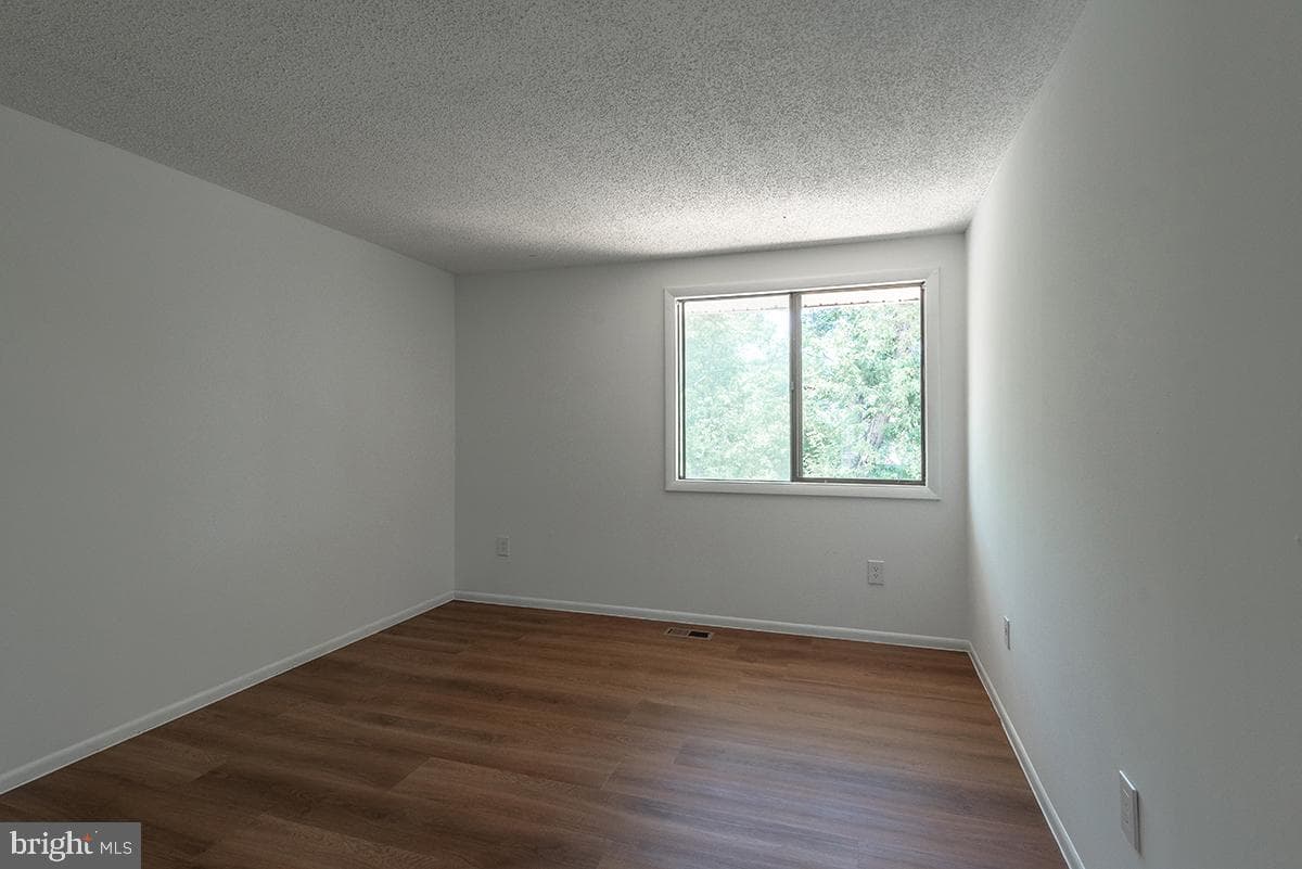 2204 Westcourt Ln # 317 photo 17