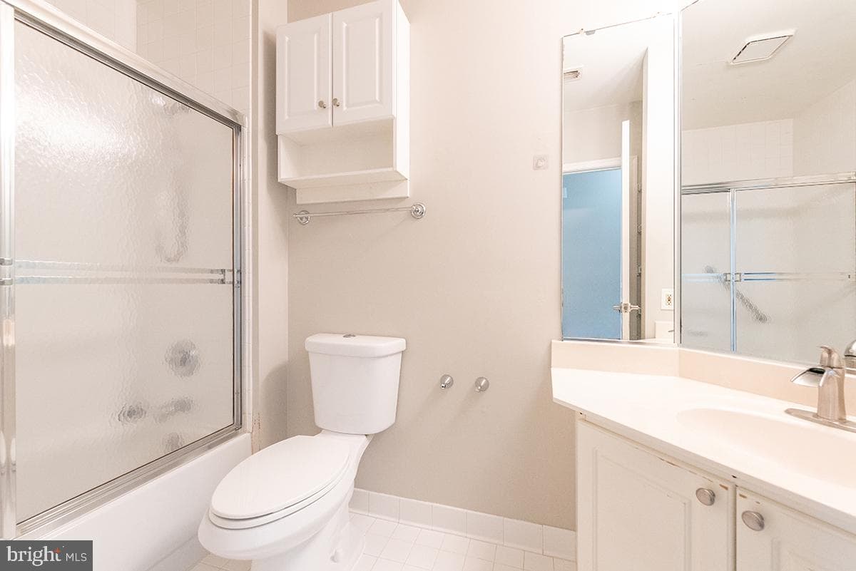 2204 Westcourt Ln # 317 photo 19