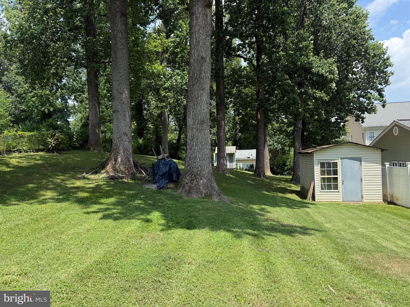 6404 Maplewood Drive photo 12