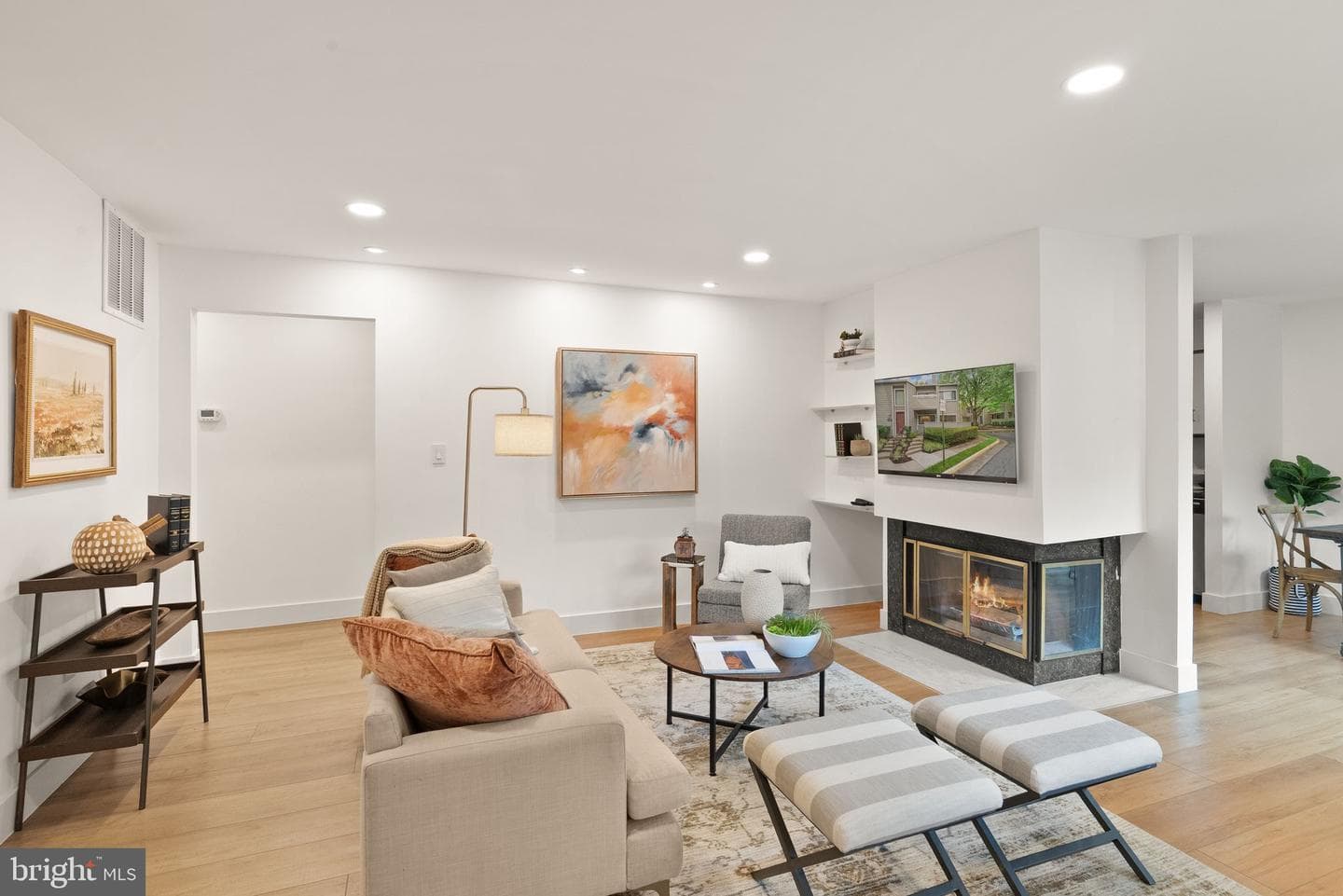 11025 Villaridge Court photo 4