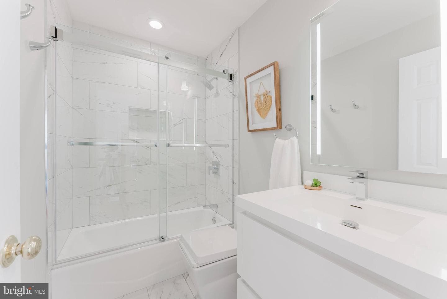 10527 Mereworth Lane photo 36