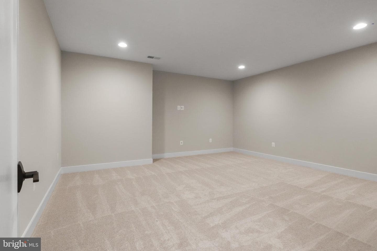 611 Tapawingo Road SW photo 45