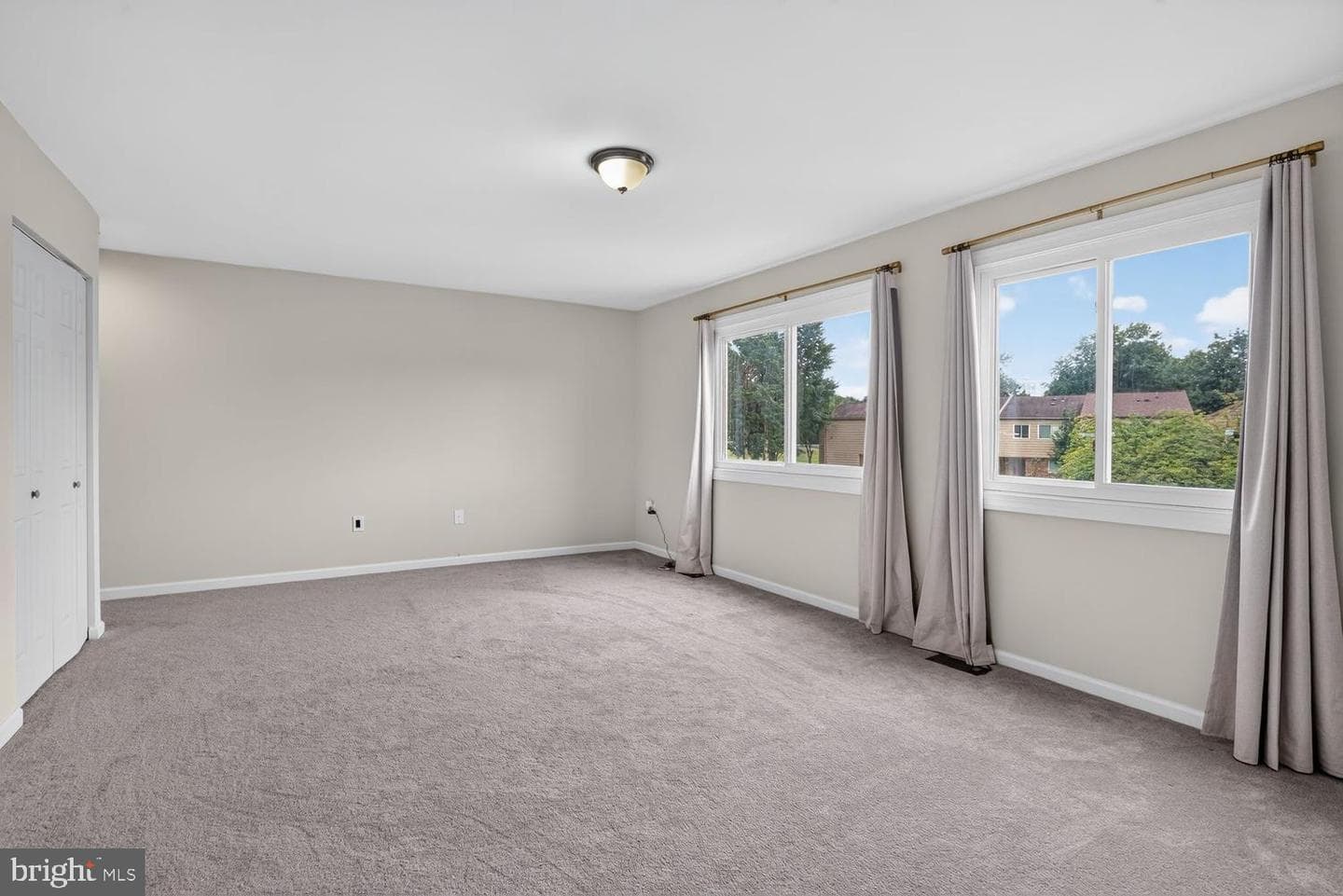 858 Dogwood Court photo 20