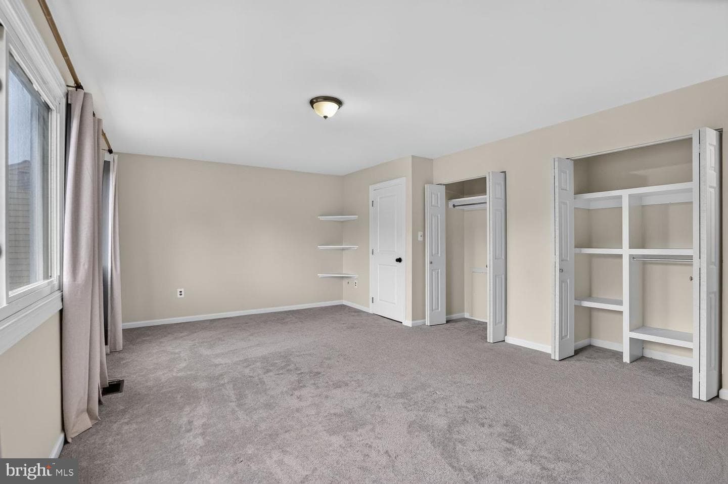 858 Dogwood Court photo 23