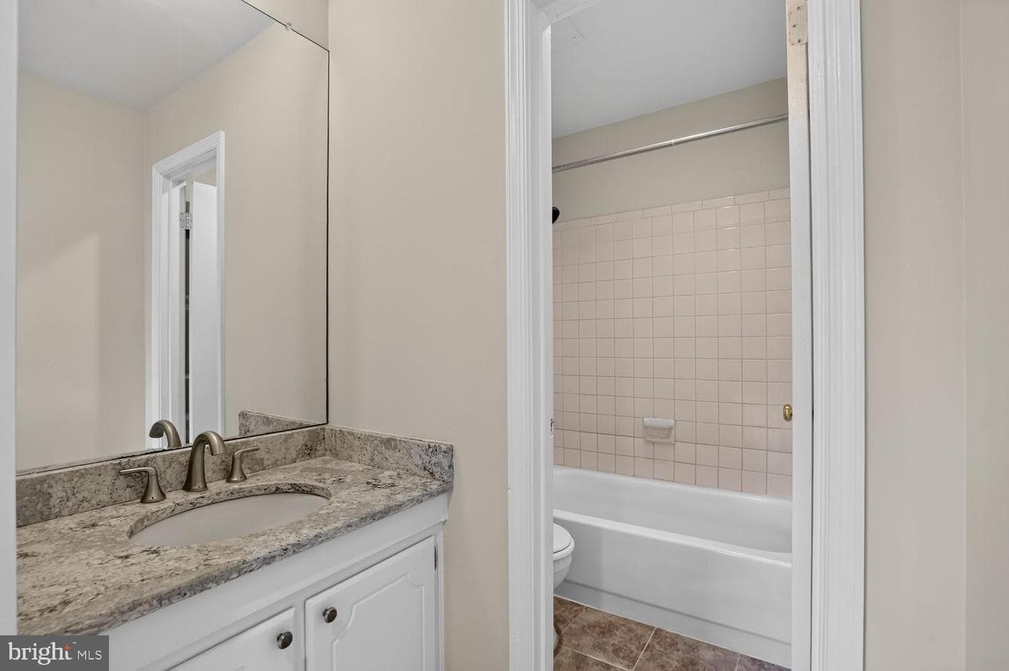 858 Dogwood Court photo 25