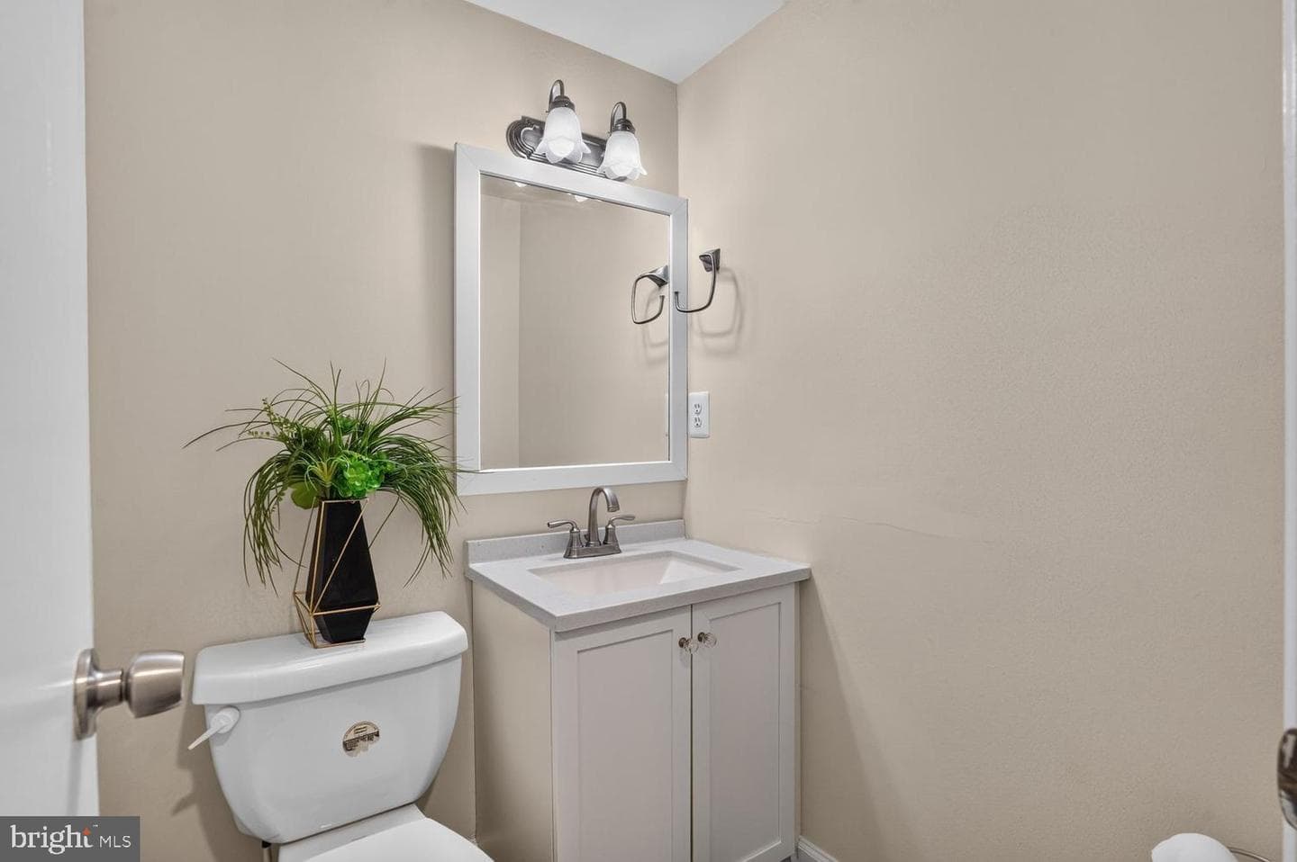 858 Dogwood Court photo 29