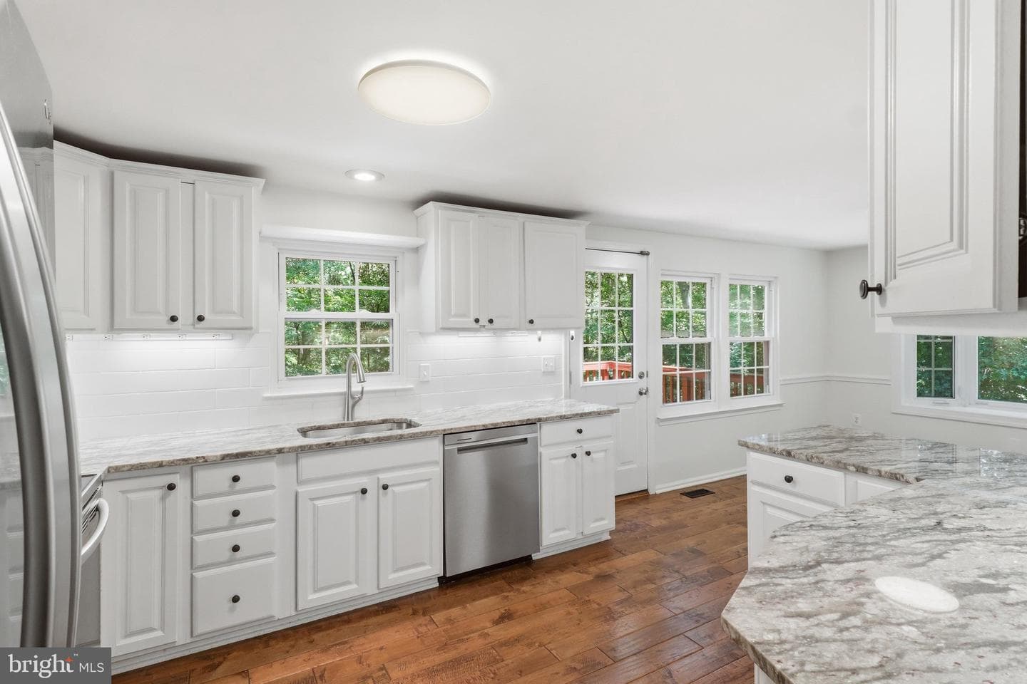 10100 Walnut Wood Court photo 8