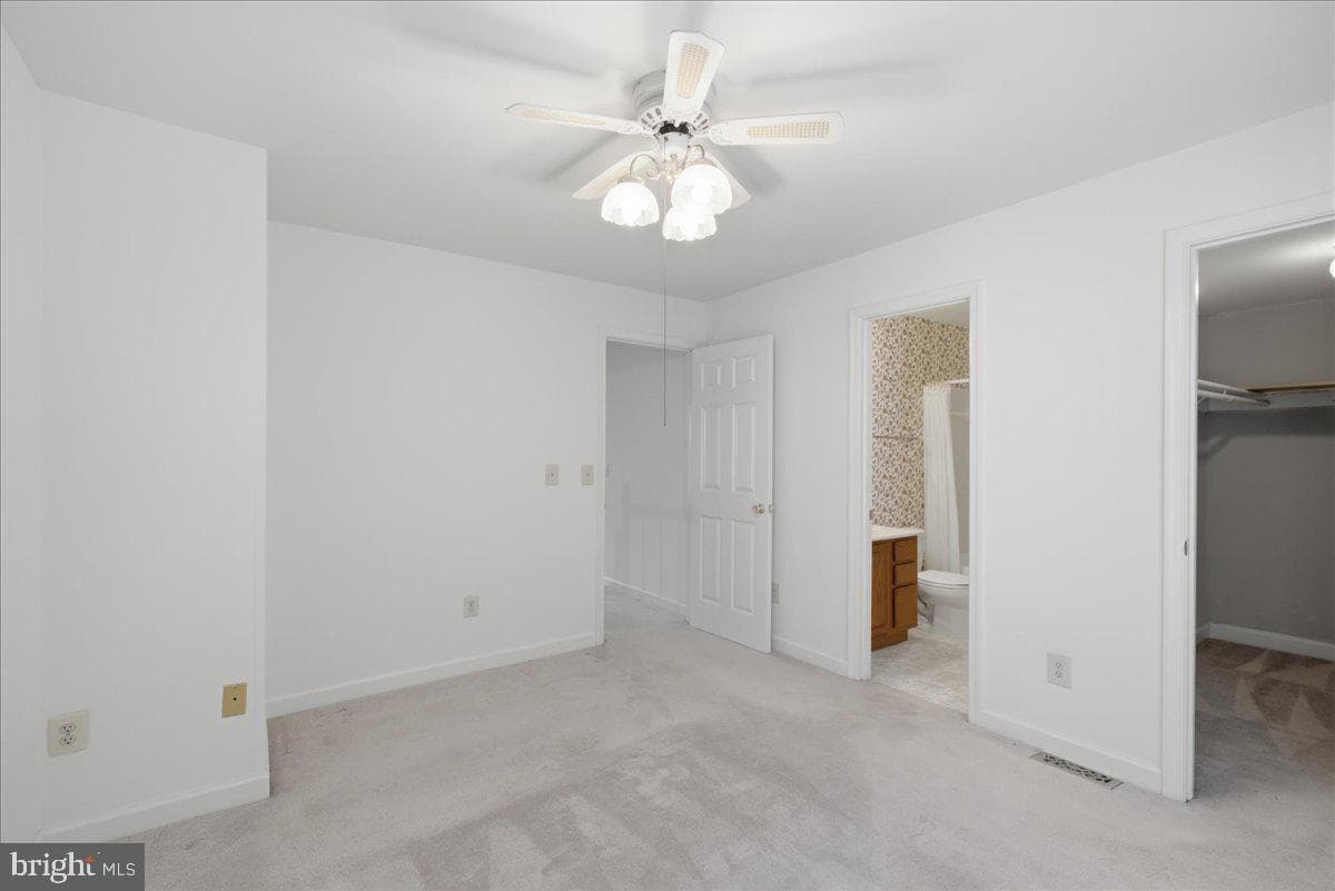 6090 Joust Lane photo 18