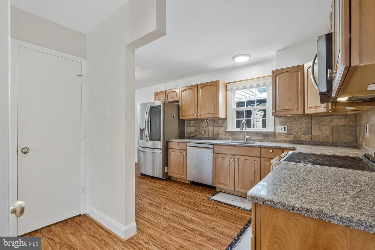 1107 Treeside Lane photo 17