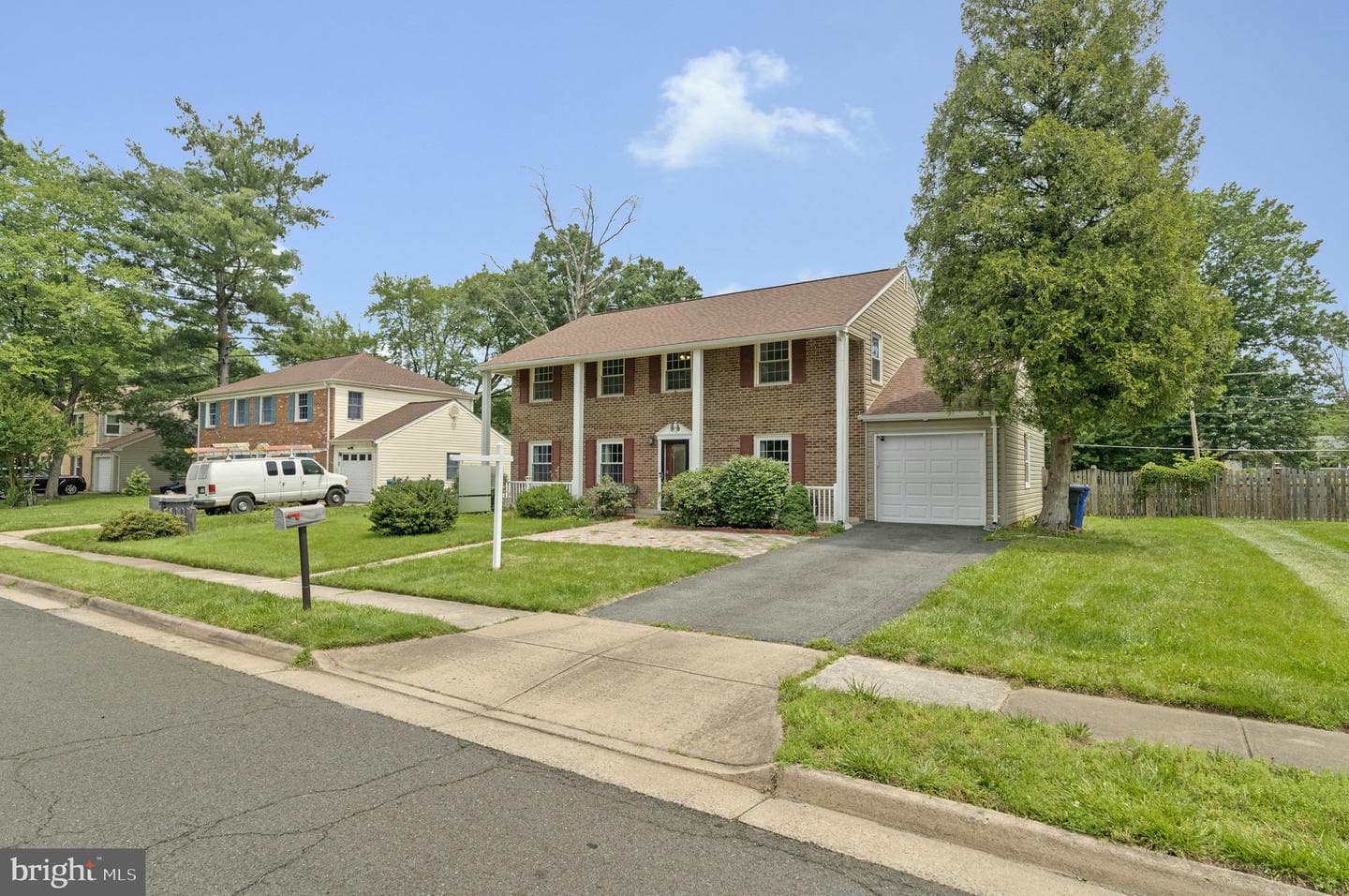 1107 Treeside Lane, Herndon