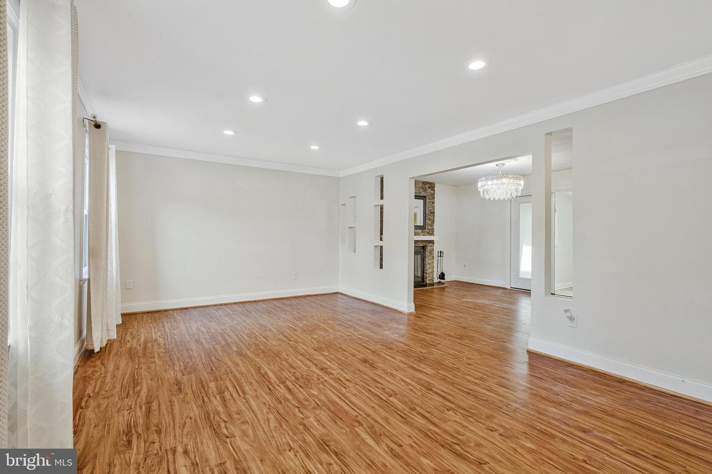 1107 Treeside Lane photo 6